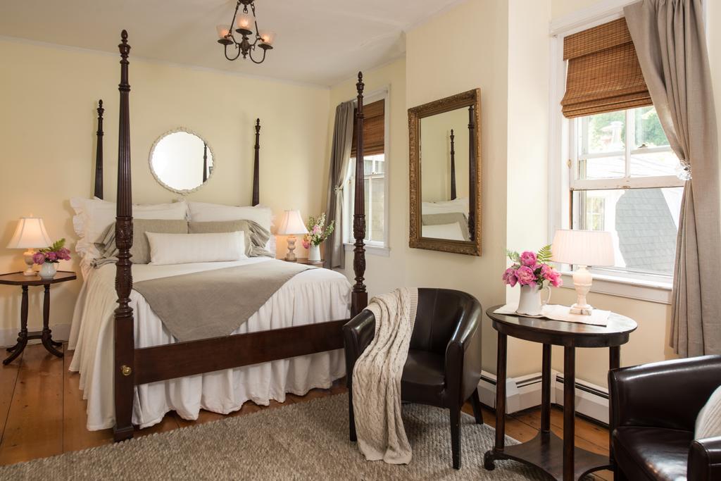 Federal House Inn Ли Экстерьер фото